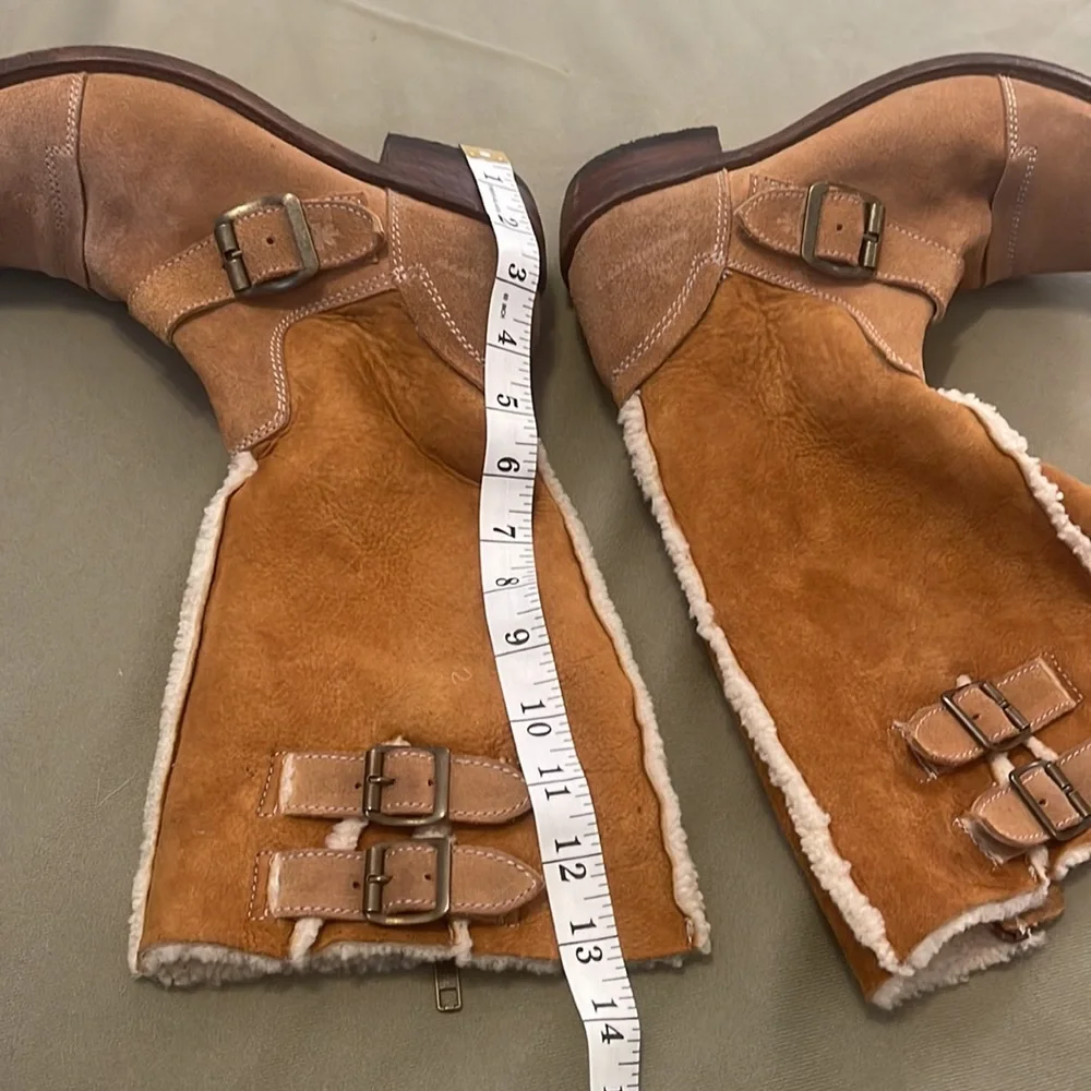 UGG  KOOLABURRA size 7” Leather womens boots fully  Sherpa lined - Picture 14 of 16